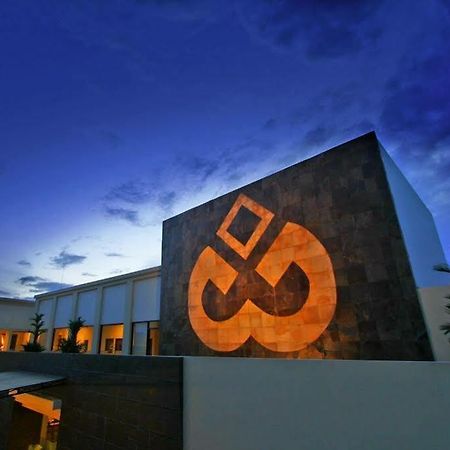 Gowongan Inn Yogyakarta Exterior foto