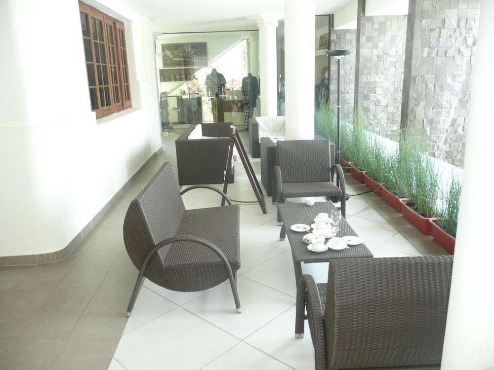 Gowongan Inn Yogyakarta Exterior foto
