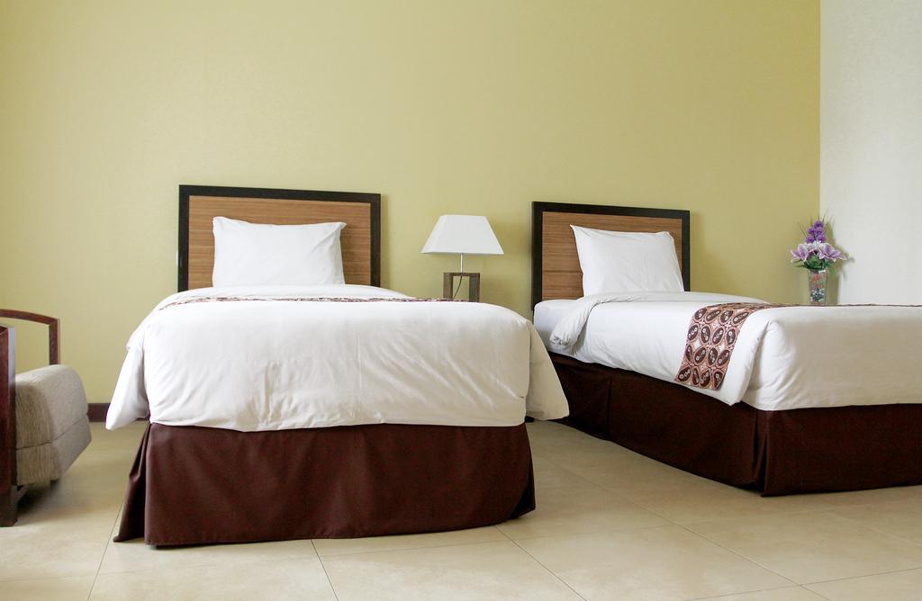 Gowongan Inn Yogyakarta Habitación foto